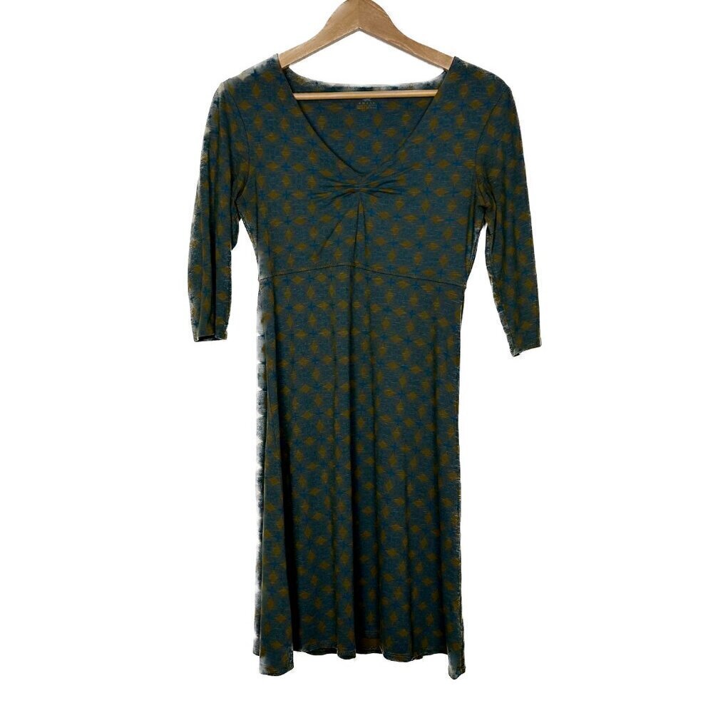 Toad and co Rosemary style dress with 3/4 inch sleeves made with organic cotton